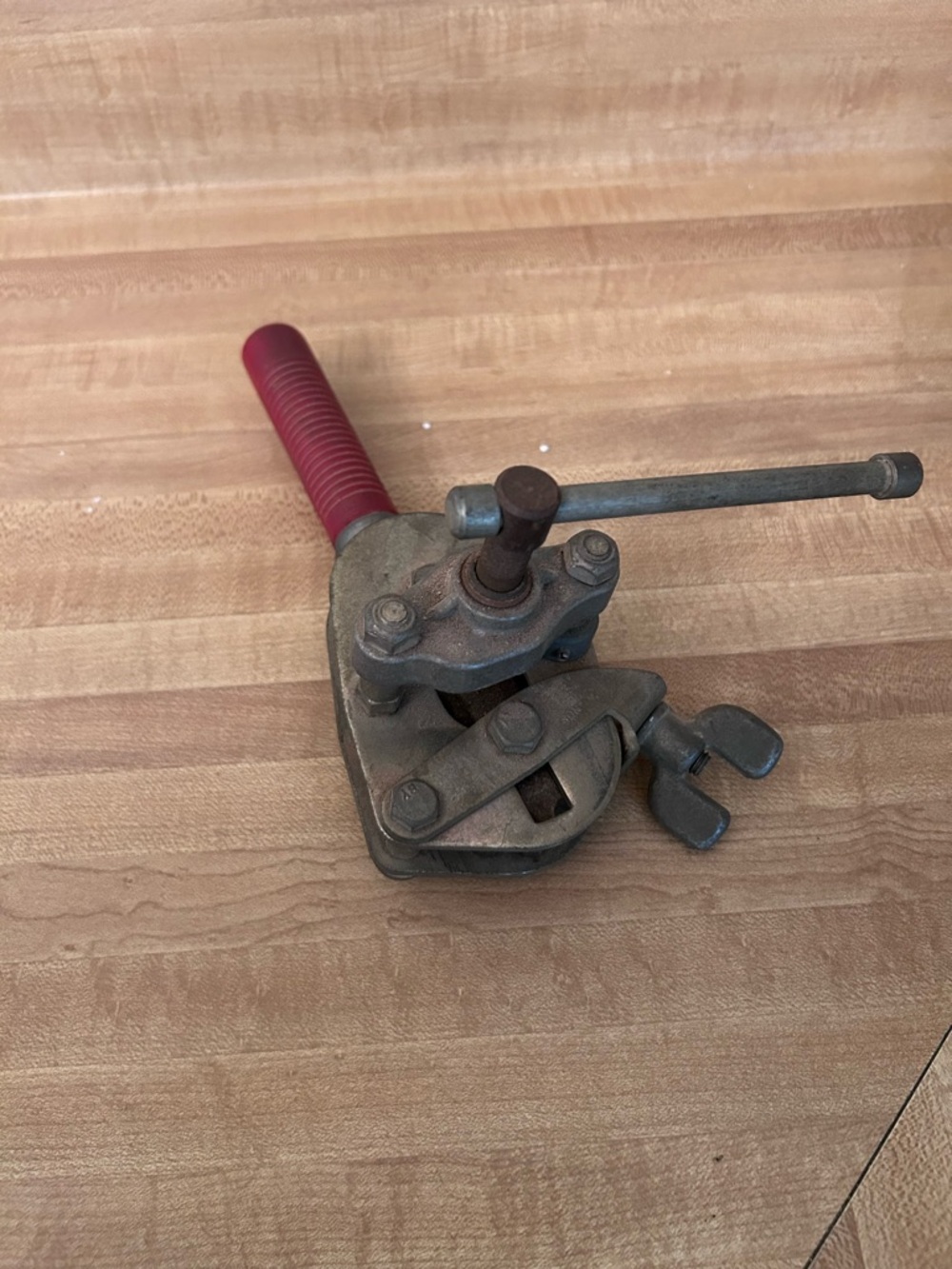 Flaring tool with Red Handle
